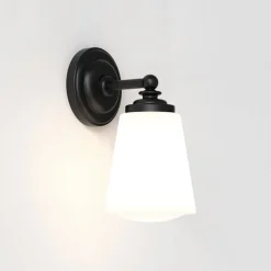 Baderomsbelysning Vegg>Astro Lighting Anton vegglampe for baderom IP44