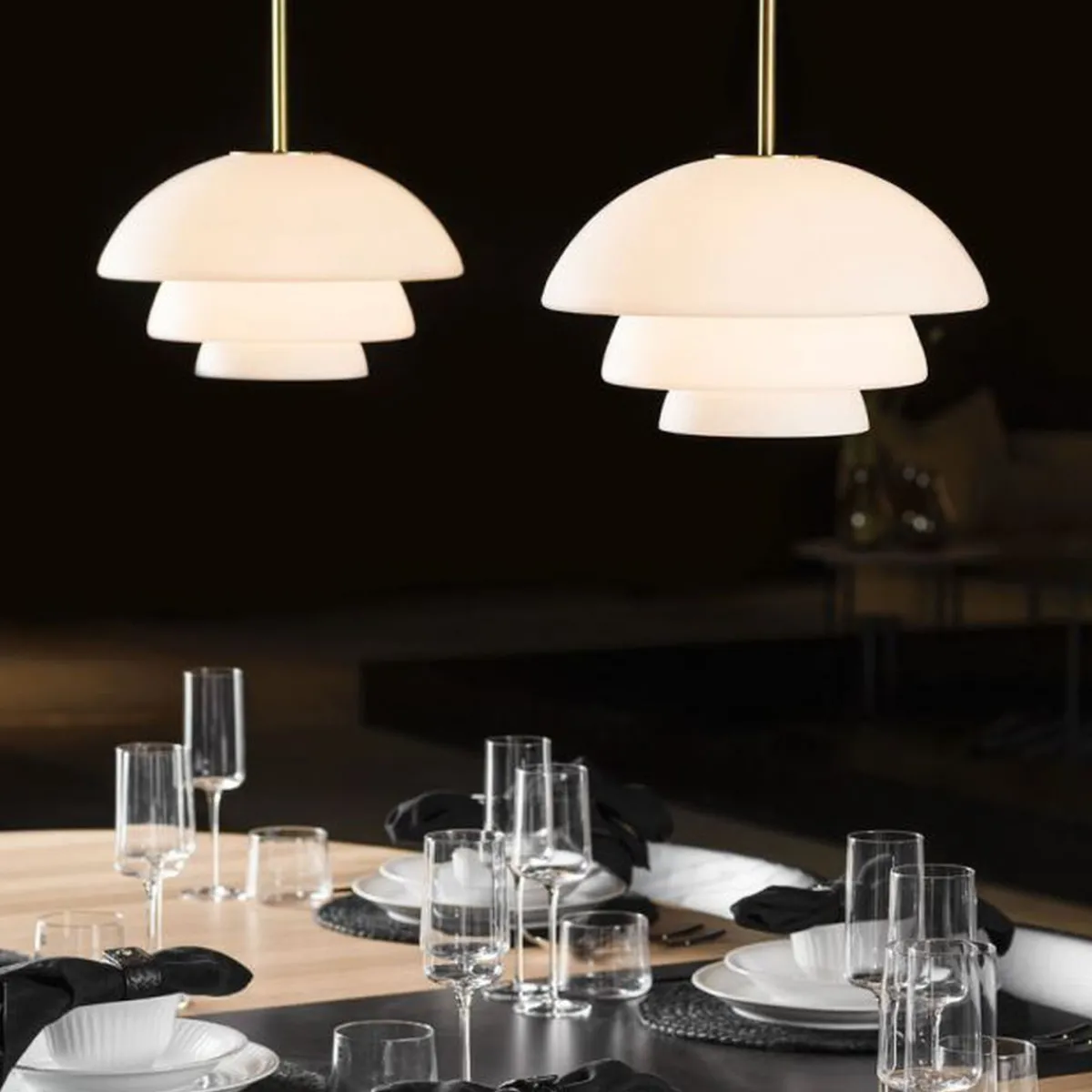 Kjøkkenbelysning Tak|Takpendler>Hadeland Glassverk Arkivlampe 4006 Large - Hvit - Messing Hvit / Messing