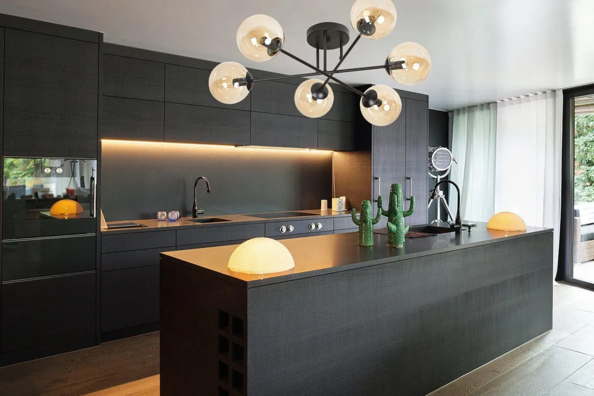 Kjøkkenbelysning Tak|Taklamper / Takplafonder>Emibig Brendi rund taklampe 6 lys - Svart/Amberfarget