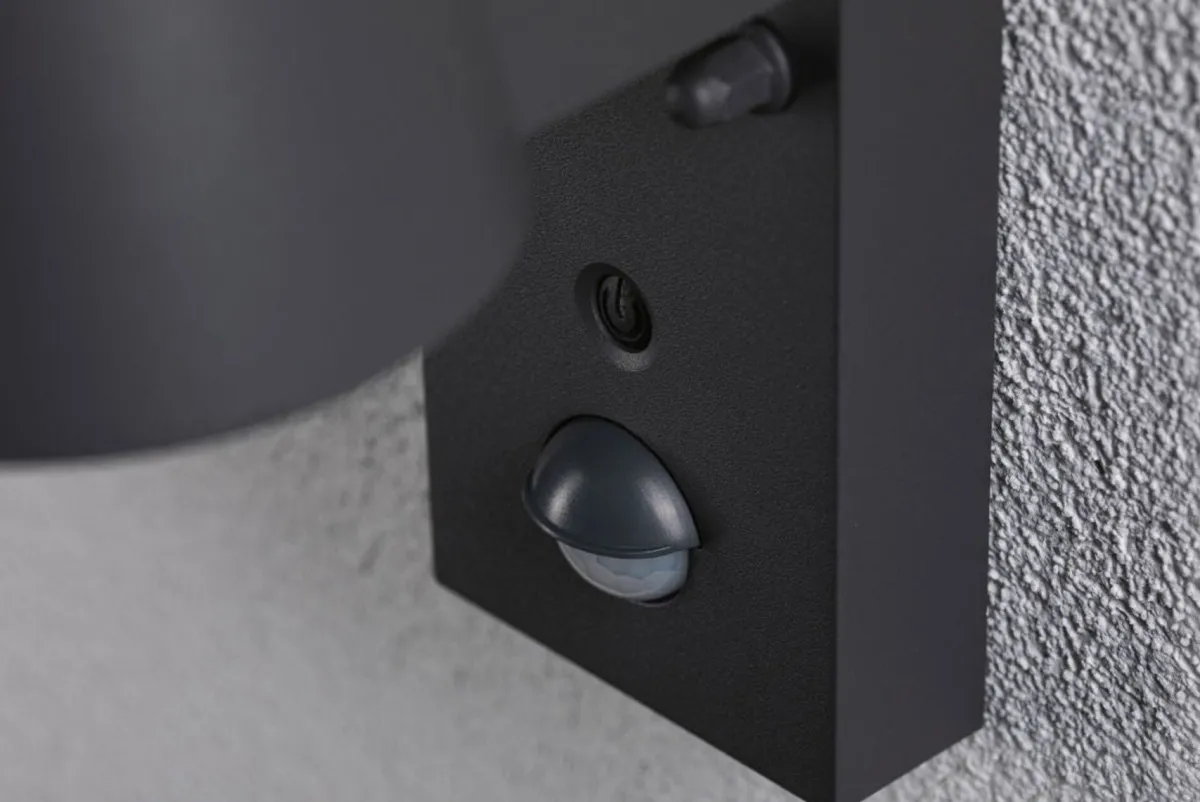 Utelamper Med Opp/Ned Lys>Paulmann Capea vegglampe utendørs IP44 6W 2200/3000 Kelvin - Sensor Antrasitt