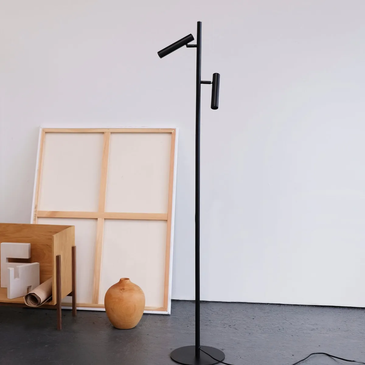 Leselamper Gulv>Dyberg Larsen Carlo dobbel gulvlampe LED - Svart