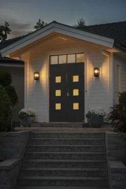 Lightup-Pris|Utelamper - Veggskjold / Plafond>Konstsmide Carpi vegglampe utendørs H30 cm IP44 - Svart/Messing Svart / Messing