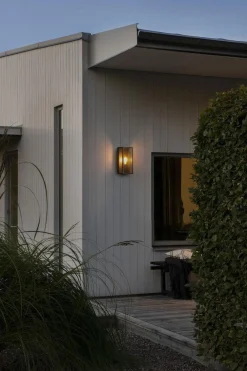 Lightup-Pris|Utelamper - Veggskjold / Plafond><noscript><img width=