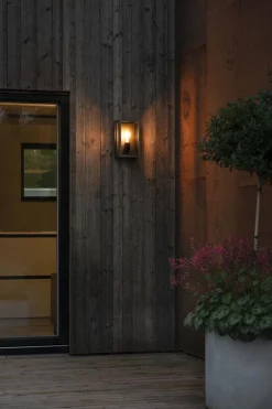 Lightup-Pris|Utelamper - Veggskjold / Plafond><noscript><img width=