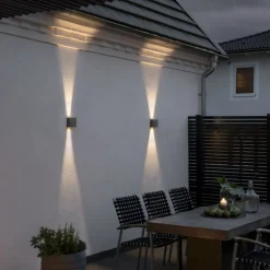 Utelamper Med Opp/Ned Lys>Konstsmide Chieri vegglampe 2x6W - Mørk Grå