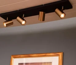 Kjøkkenbelysning Tak|Spotter & Skinner>Scanlight Cuba spotrekke med 4 lys - Svart/Messing