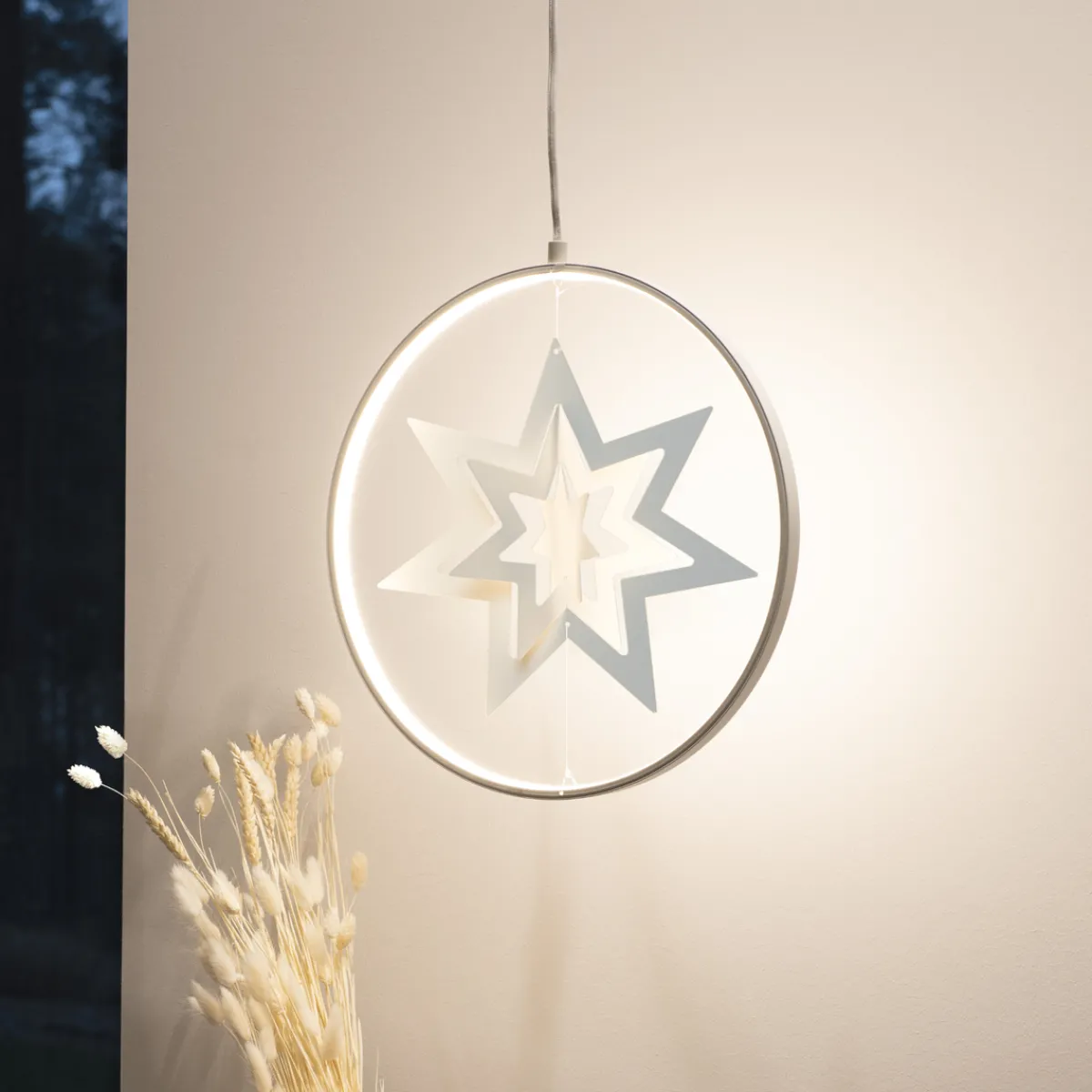 Adventsstjerner>Konstsmide Dekorasjon med stjerne dimbar - Hvit