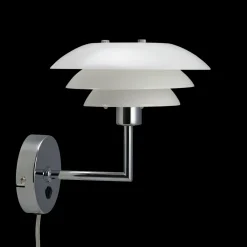 Interiørlamper|Leselamper>Dyberg Larsen DL20 vegglampe - Krom/Opal glass Krom / Opal
