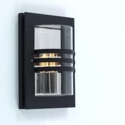 Utelamper - Veggskjold / Plafond>Eglo Ekeberg vegglampe - Svart