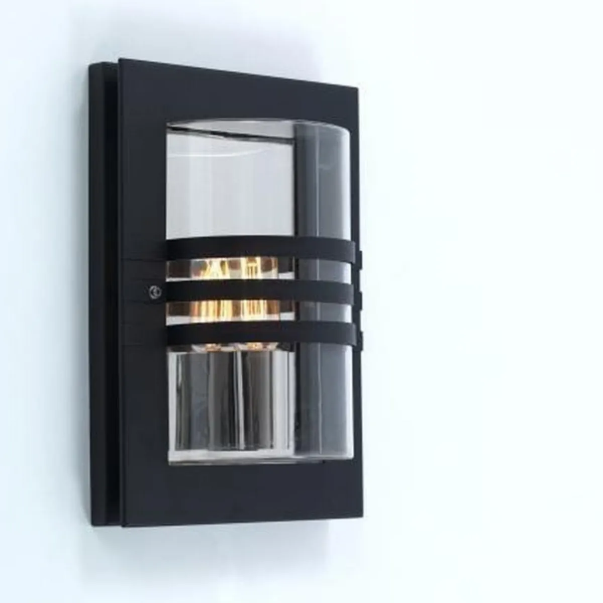 Utelamper - Veggskjold / Plafond>Eglo Ekeberg vegglampe - Svart