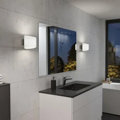 Baderomsbelysning Vegg>Belid Evoke vegglampe IP44 Opal / Antrasitt