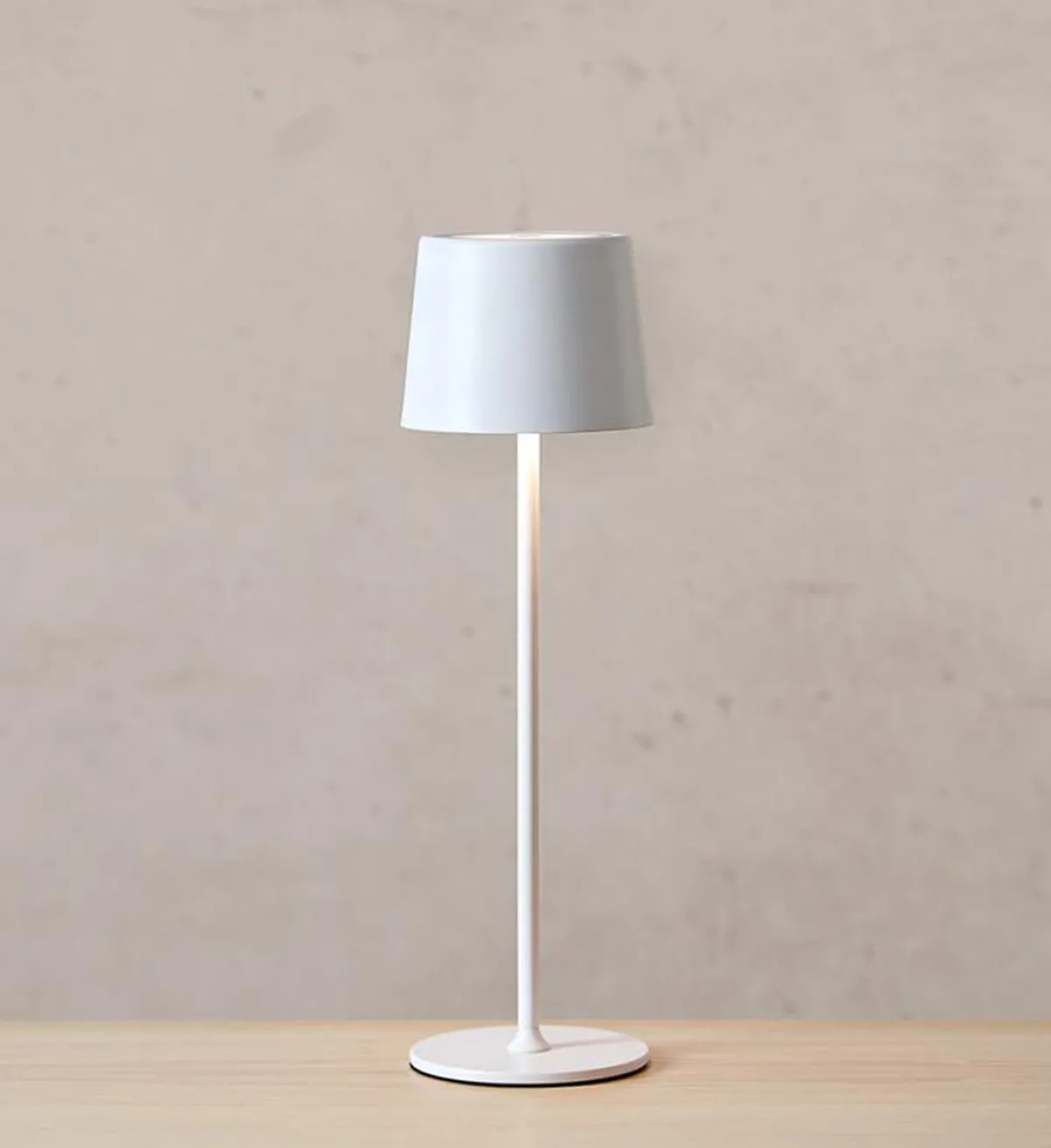 Oppladbare Bordlamper>Marksløjd Fiore oppladbar bordlampe