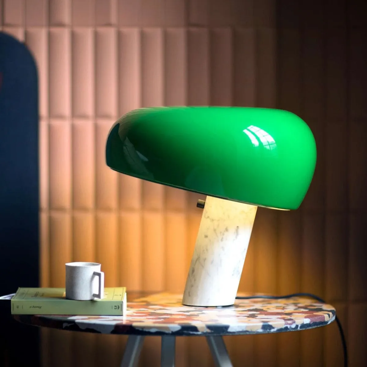 Lightup-Pris>Flos Snoopy bordlampe