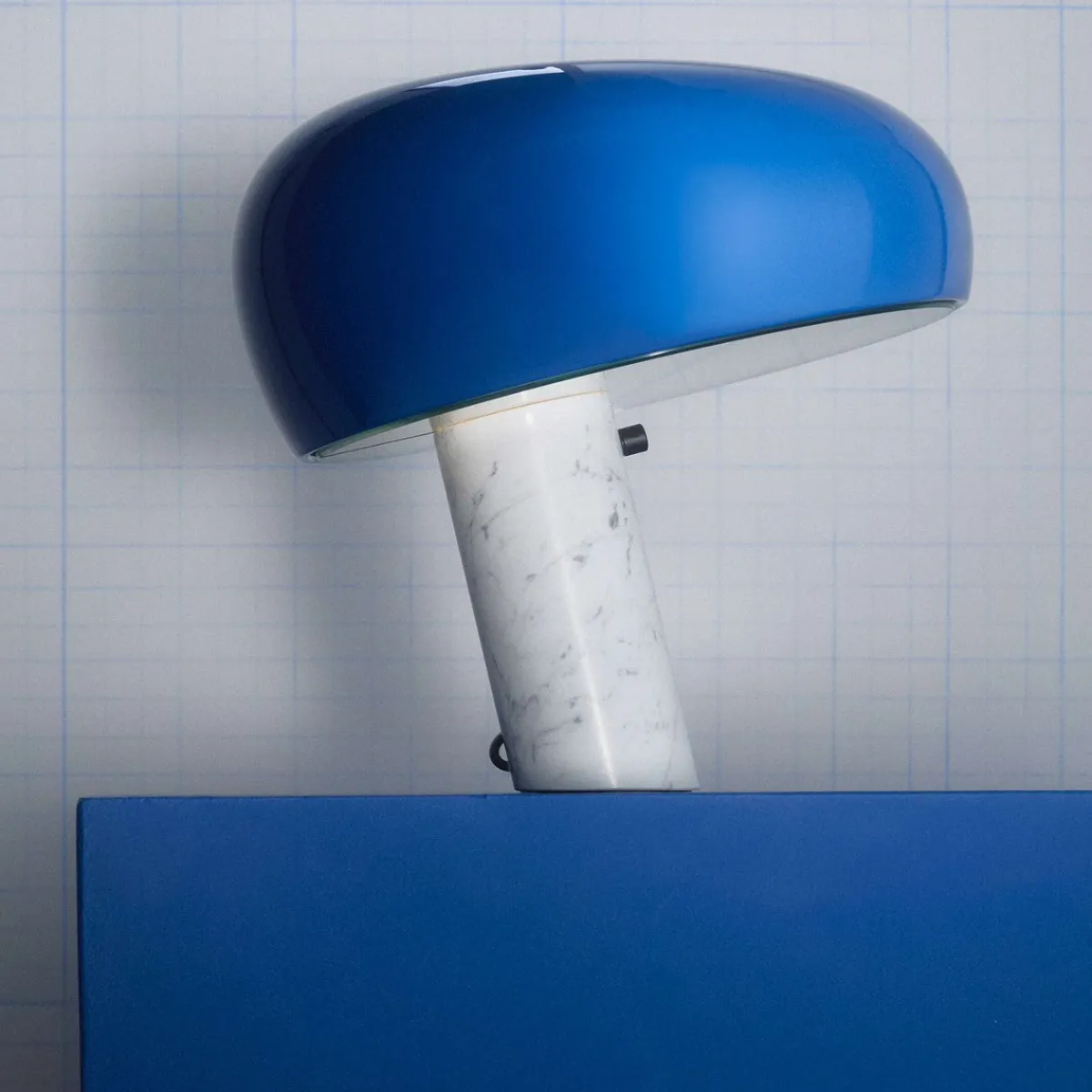 Lightup-Pris>Flos Snoopy bordlampe