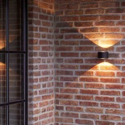 Utelamper Med Opp/Ned Lys|Baderomsbelysning Vegg>LOOM Design Frey vegglampe IP65 2x6W 2700K - Svart