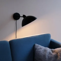 Interiørlamper|Leselamper>Dyberg Larsen Futura vegglampe - Svart/Hvit Svart / Hvit