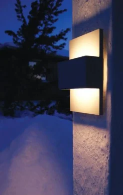 Lightup-Pris|Utelamper Med Opp/Ned Lys>Norlys Geneve 874 Hvit