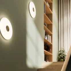 Interiørlamper>Northern Glint glass vegglampe Ø26 Opal