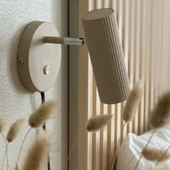 Leselamper>Globen Lighting Hubble vegglampe - Beige