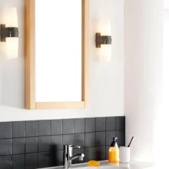 Belysning Over Speilet På Badet|Baderomsbelysning Vegg><noscript><img width=