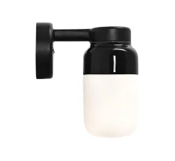 Utelamper - Veggskjold / Plafond|Baderomsbelysning Vegg>Ifø Electric Ifø Ohm 100/210 vegglampe IP44