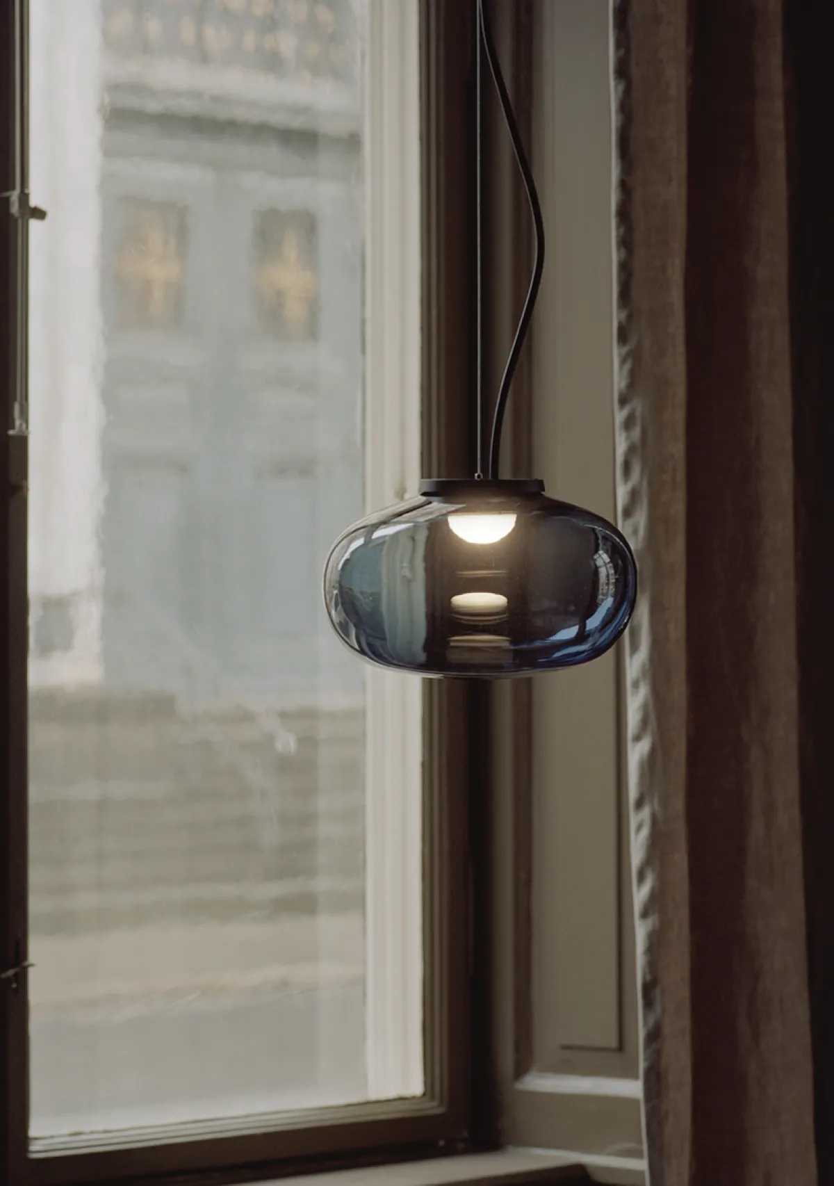 Kjøkkenbelysning Tak|Takpendler>New Works Karl-Johan takpendel - Small - Smoked Glass Grå