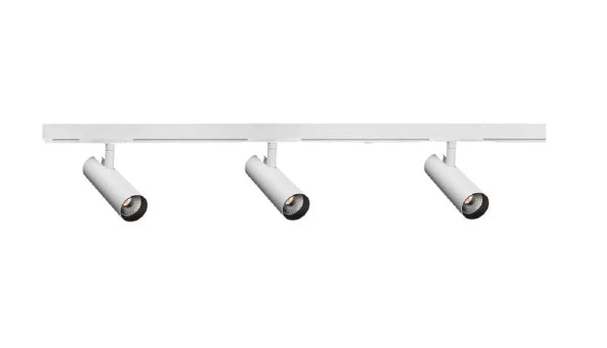 Lightup-Pris|Zip Spotskinner>Sg Armaturen As Komplett 2m Zip Tube Micro 3 X 7W LED 2000-2800K dim to warm