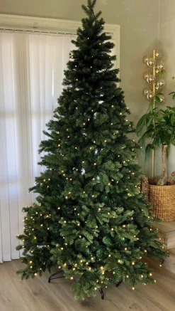 Kunstig Juletre><noscript><img width=