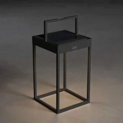Lykter|Gulvlamper Ute>Konstsmide Lanterne Dimbar LED USB og Solcelle - Svart