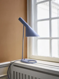 Louis Poulsen><noscript><img width=