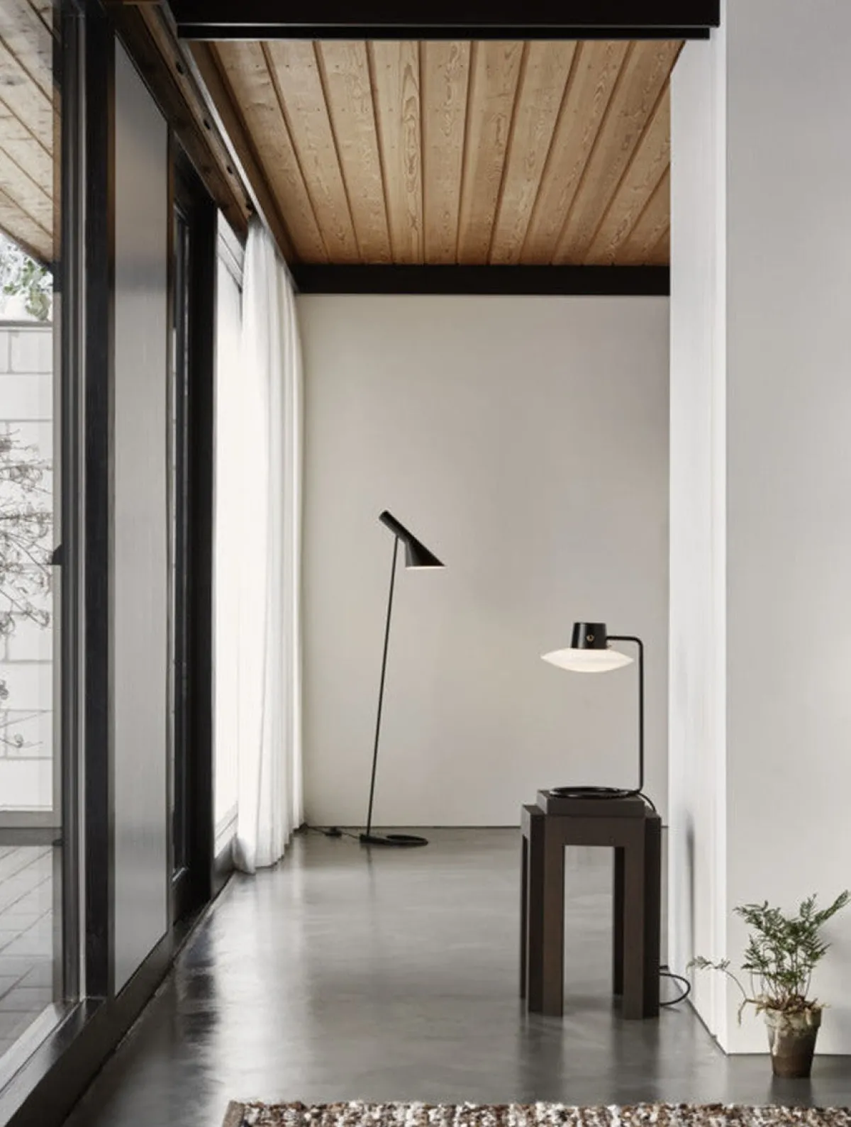 Louis Poulsen>Louis Poulsen AJ Oxford bordlampe