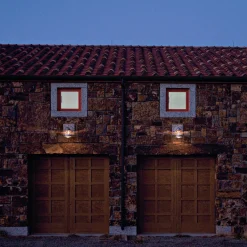 Utelamper - Veggskjold / Plafond|Utelamper - Klassiske Vegglamper><noscript><img width=