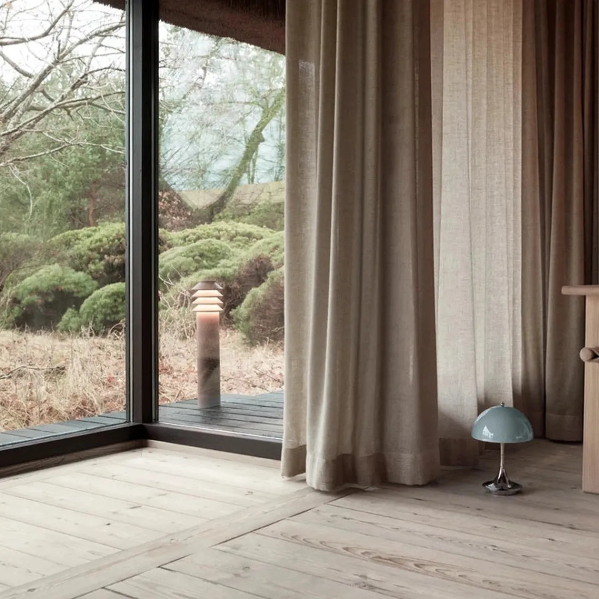 Pullert|Louis Poulsen>Louis Poulsen Bysted Garden fotplate u/adapter lang