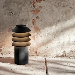 Pullert|Louis Poulsen>Louis Poulsen Bysted Garden fotplate u/adapter kort