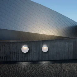 Utelamper - Veggskjold / Plafond|Louis Poulsen><noscript><img width=