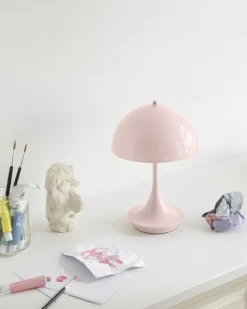 Louis Poulsen|Barneromsbelysning><noscript><img width=