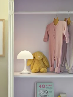 Louis Poulsen|Barneromsbelysning><noscript><img width=