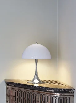 Louis Poulsen><noscript><img width=