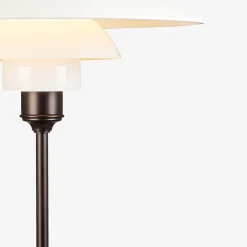 Louis Poulsen><noscript><img width=