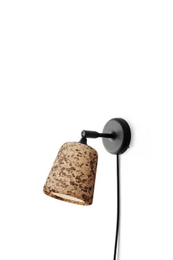 Leselamper>New Works Material Vegglampe - Mixed Kork Svart / Brun