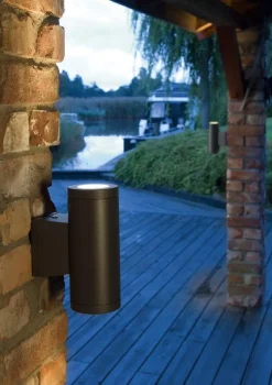 Utelamper Med Opp/Ned Lys>Sg Armaturen As Metro utelampe 2x4,5W LED 2700K