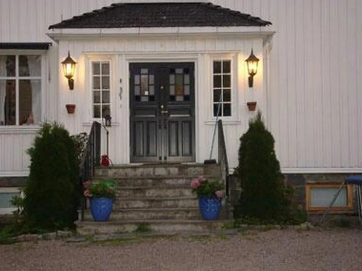 Lightup-Pris|Utelamper - Klassiske Vegglamper>Norlys Modena 380 BIG Svart