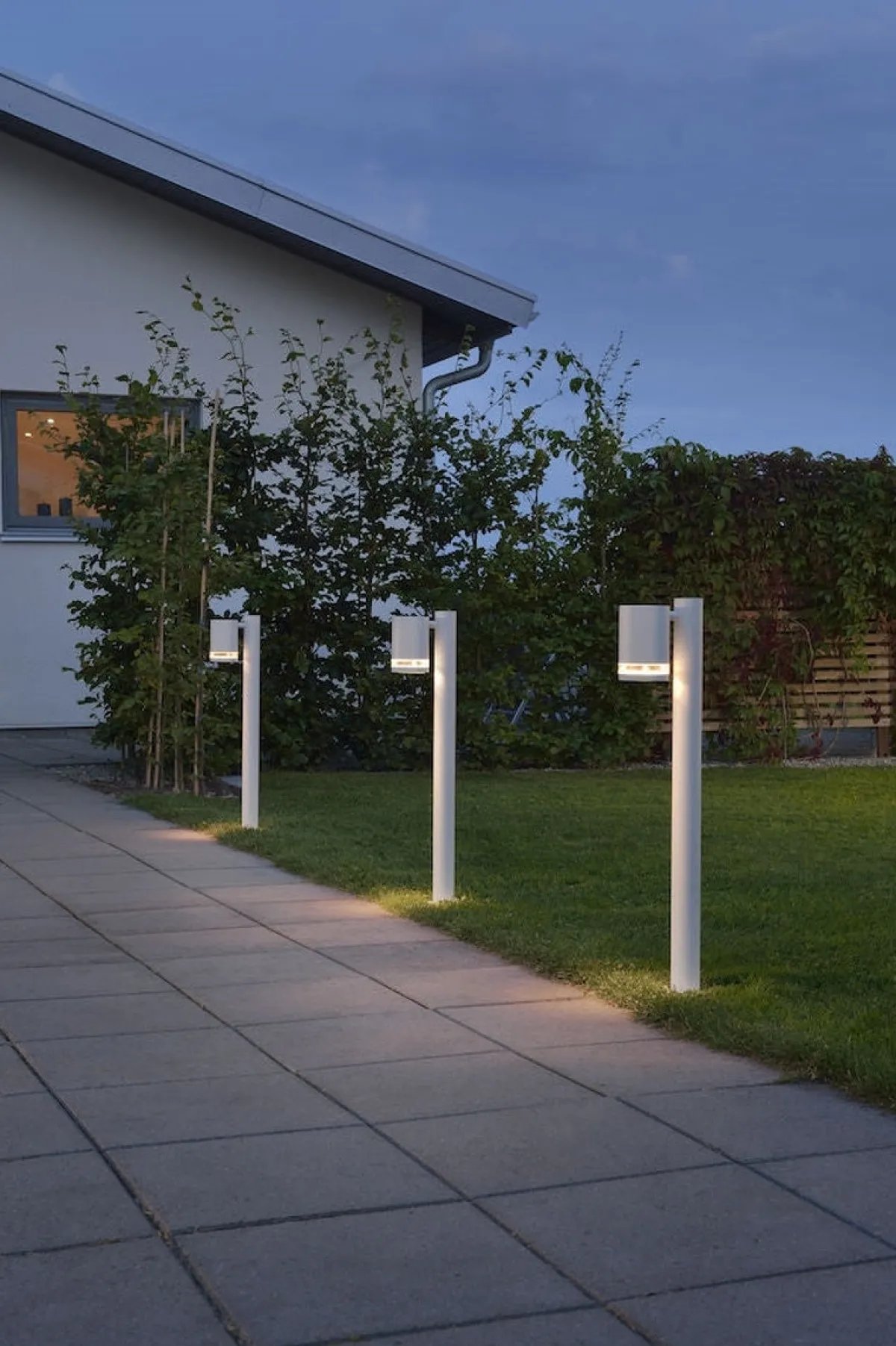 Pullert>Konstsmide Modena stolpe 70 cm - Hvit