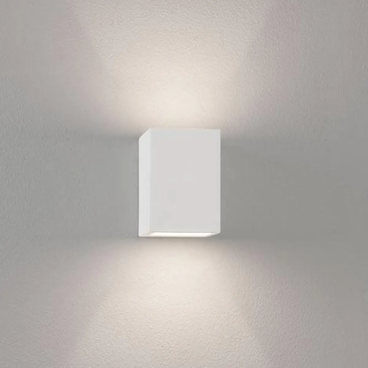 Vegglamper Med Opp/Ned Lys>Astro Lighting Mosto vegglampe - Hvit