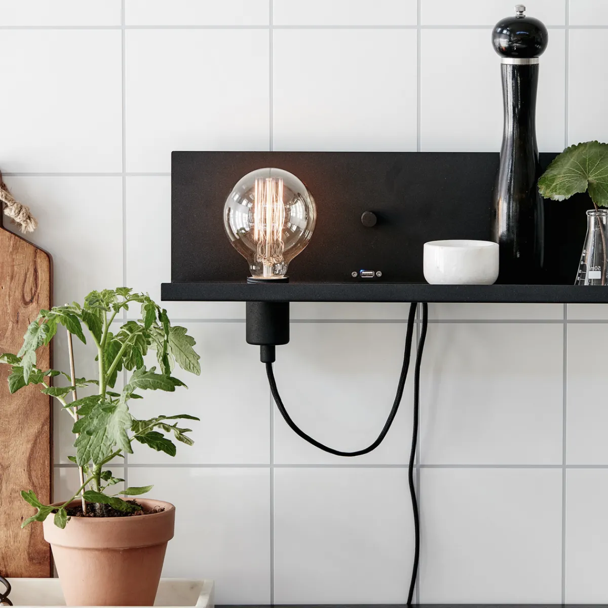 Vegglamper Med Usb>Marksløjd Multi vegglampe - - Svart