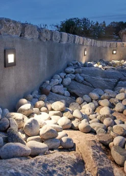 Lightup-Pris|Utelamper - Veggskjold / Plafond><noscript><img width=