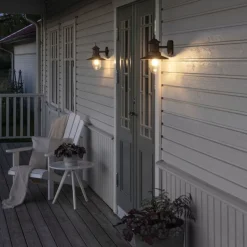 Utelamper - Klassiske Vegglamper>Konstsmide Napoli vegglampe utendørs IP44 - farget Rust