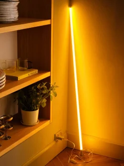 Interiørlamper Gulv>HAY Neon Tube LED Slim 50cm - Gul