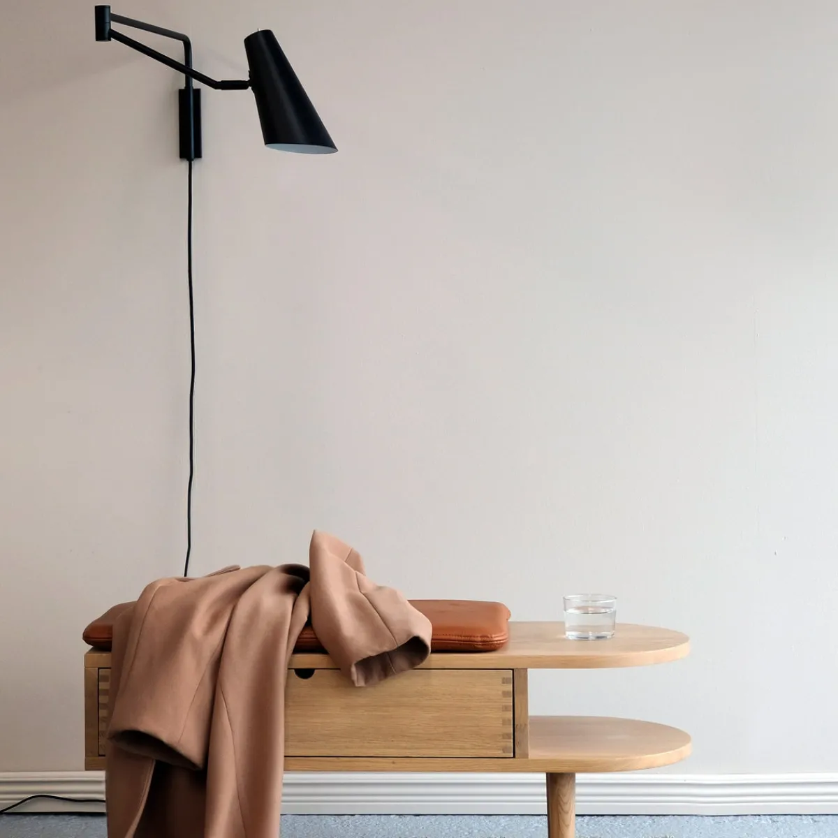 Leselamper>Dyberg Larsen Noa vegglampe lang - Svart