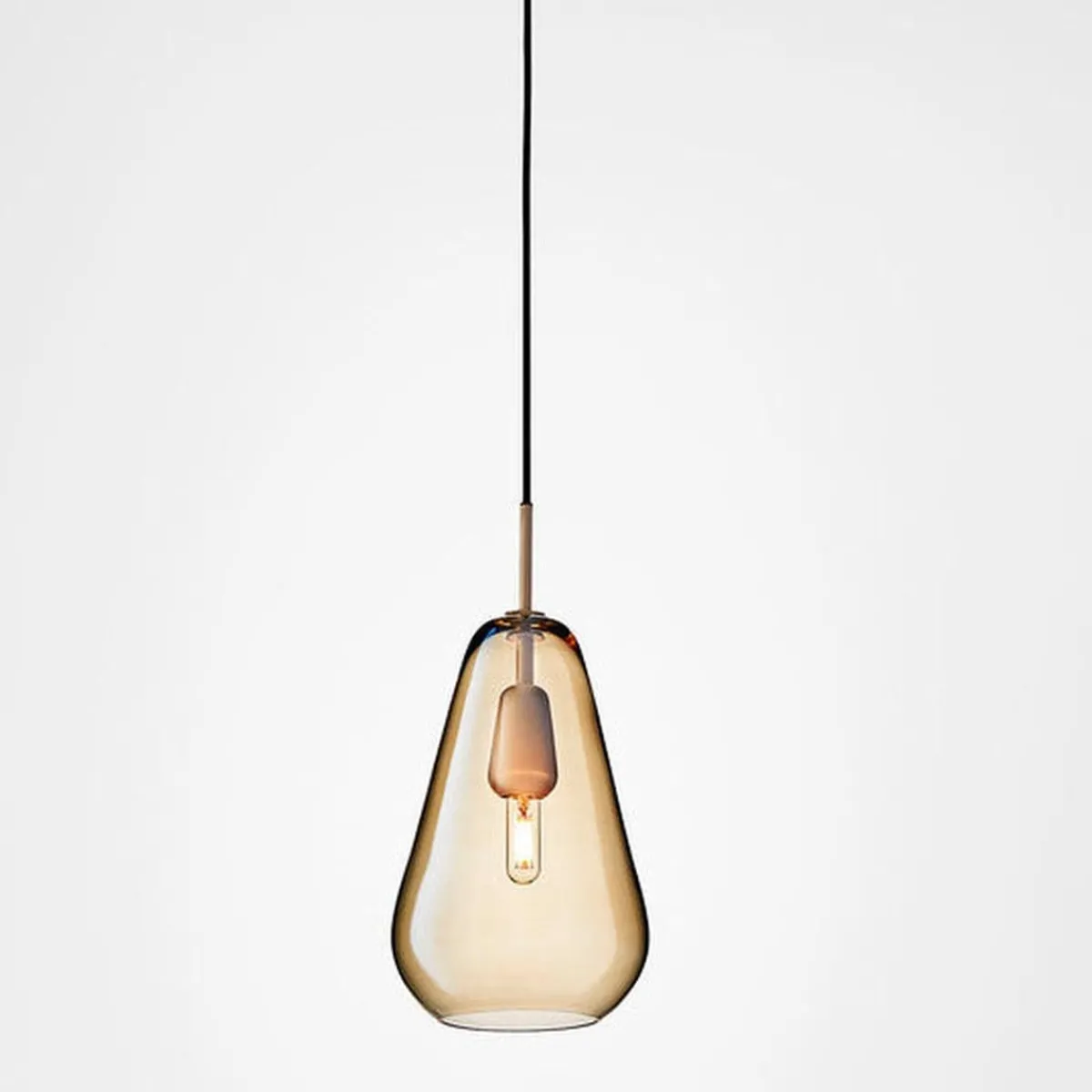 Kjøkkenbelysning Tak|Takpendler>Nuura Anoli 1 medium Gold Messing